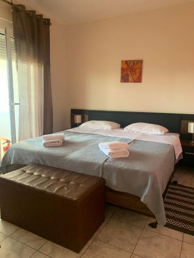 Hotel Loga Tiheró Kültér fotó