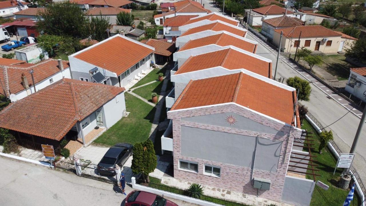 Hotel Loga Tiheró Kültér fotó