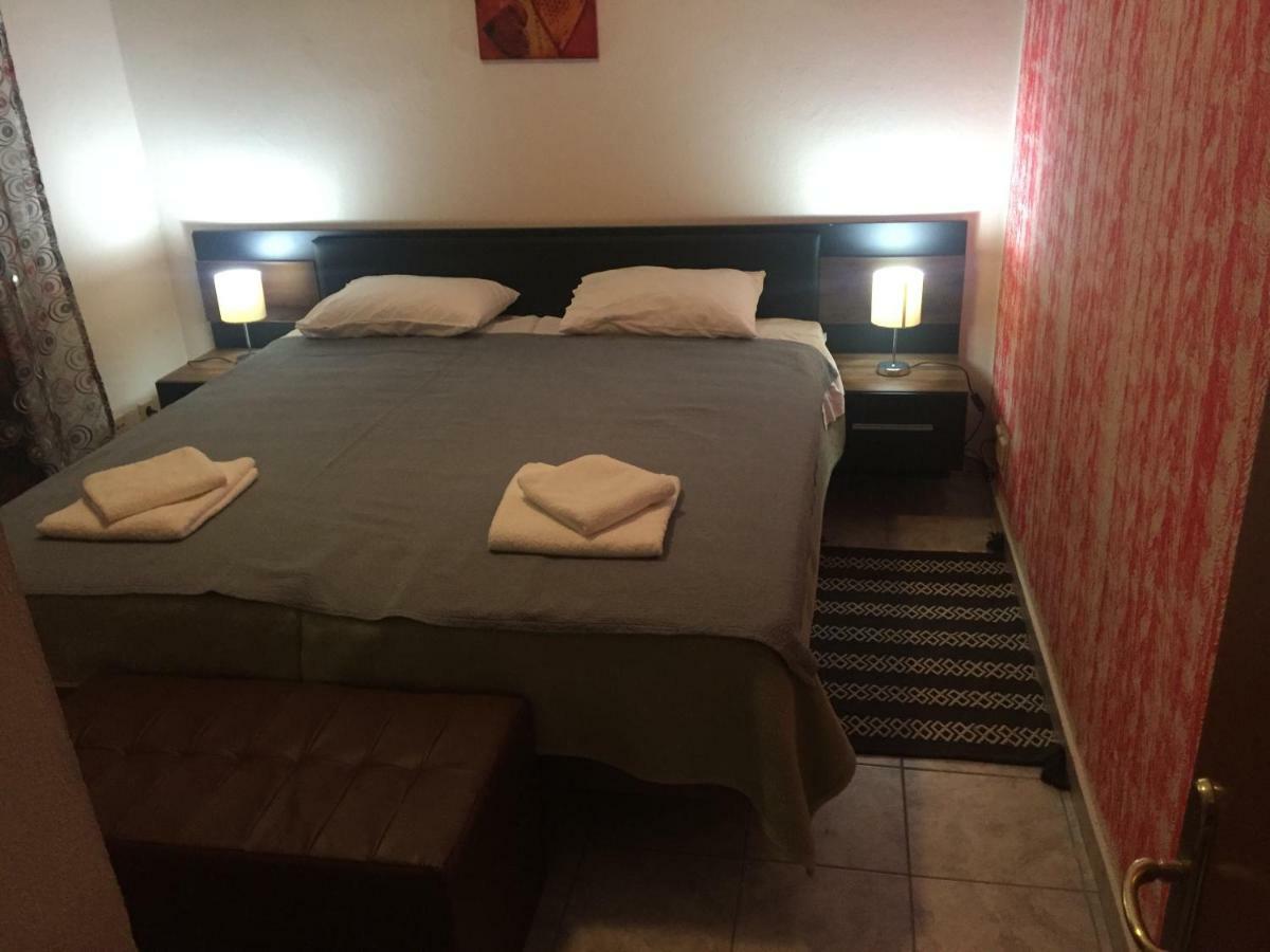 Hotel Loga Tiheró Kültér fotó