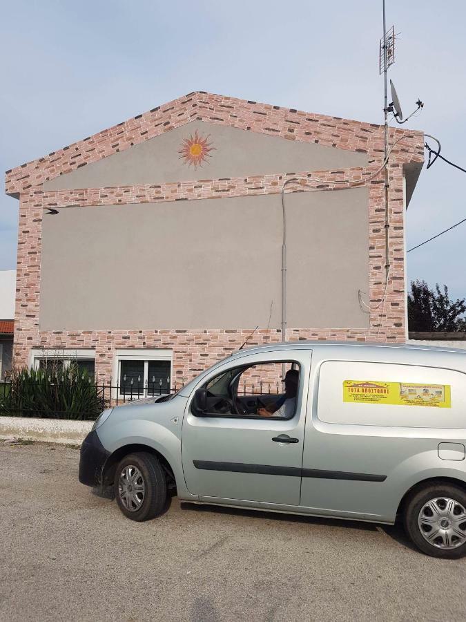 Hotel Loga Tiheró Kültér fotó
